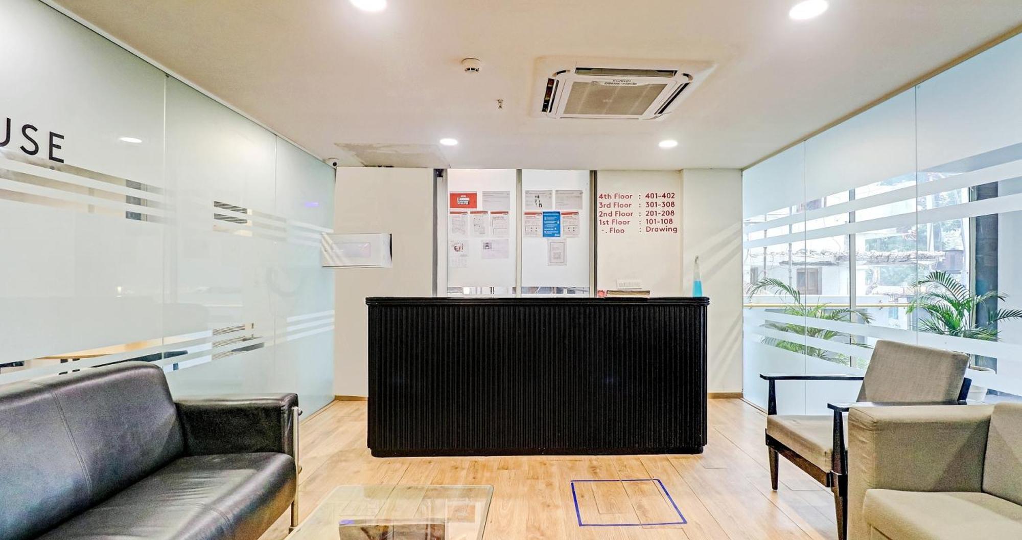 Townhouse Sector 30 Near Botanic Garden Of Indian Republic Hotel Noida Buitenkant foto