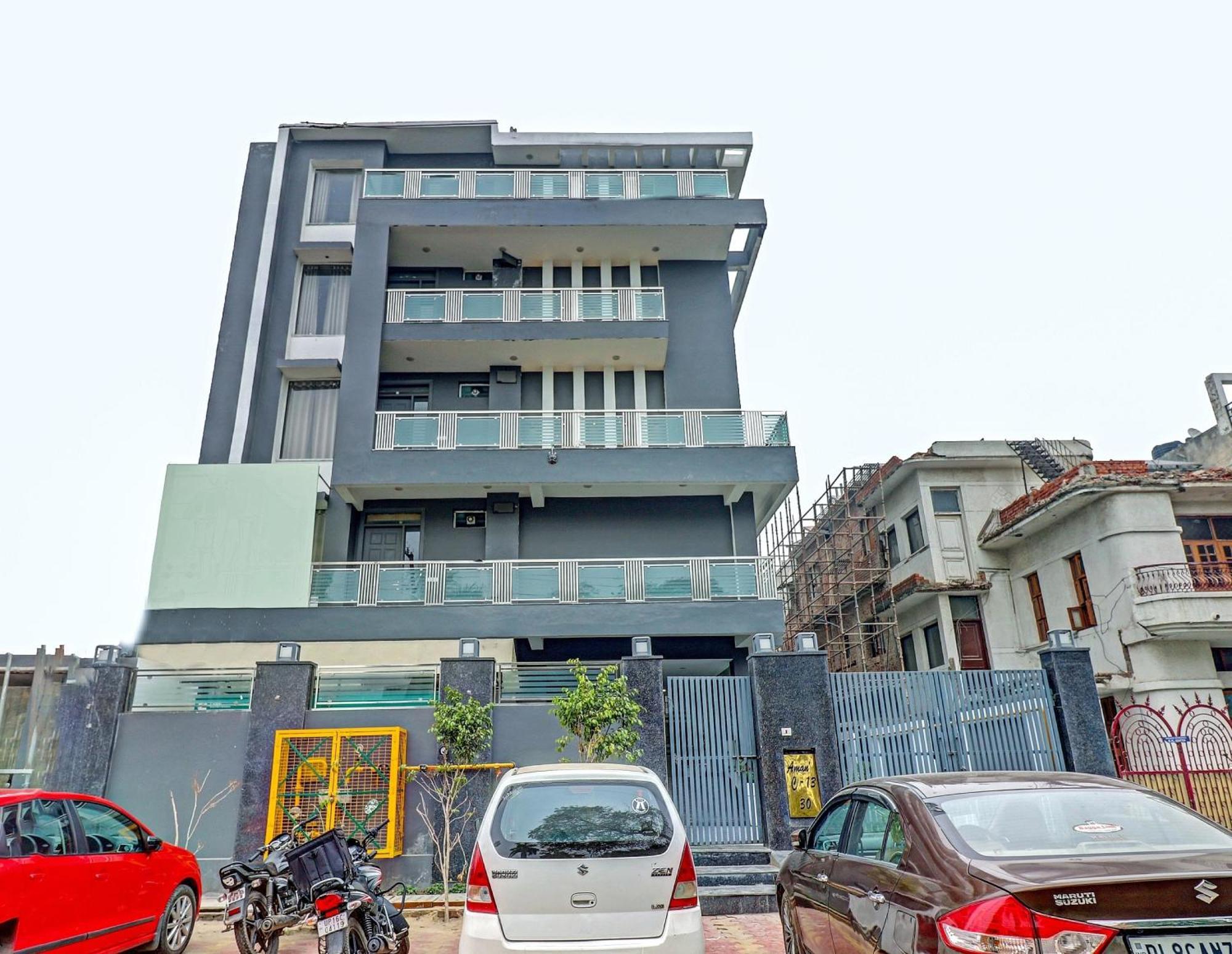 Townhouse Sector 30 Near Botanic Garden Of Indian Republic Hotel Noida Buitenkant foto