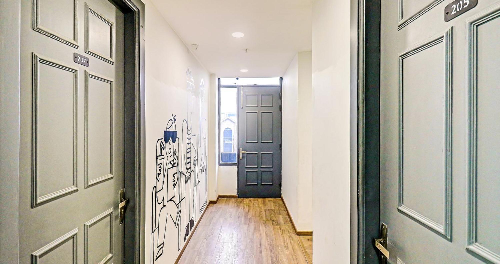 Townhouse Sector 30 Near Botanic Garden Of Indian Republic Hotel Noida Buitenkant foto